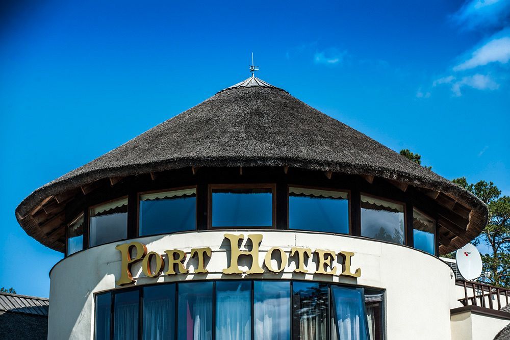 Port Hotel Ādaži Exteriér fotografie