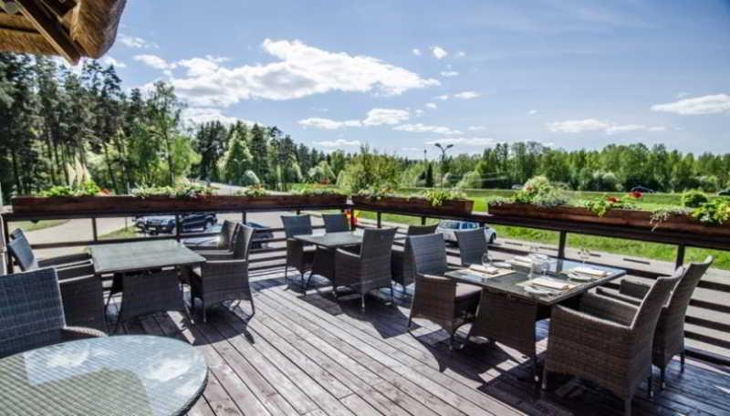 Port Hotel Ādaži Exteriér fotografie